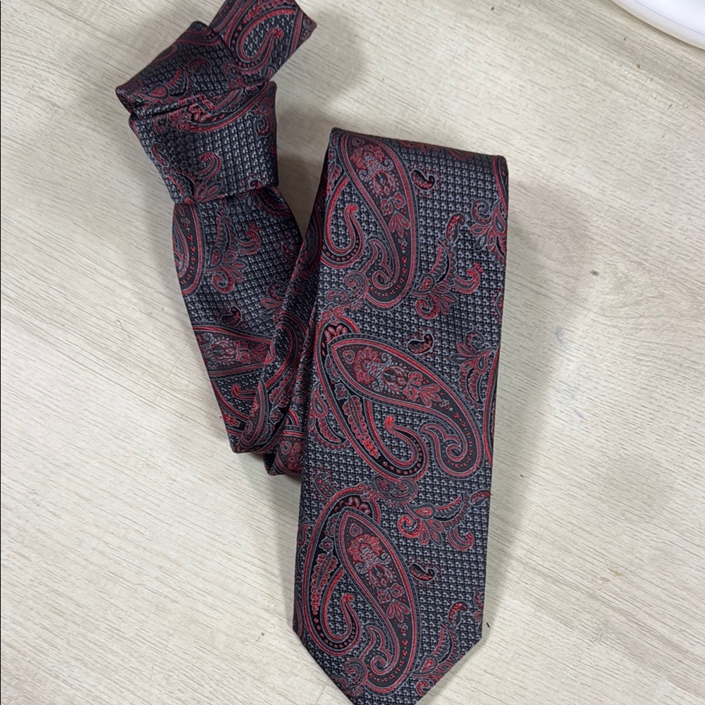 Bruno Piatelli Paisley Silk Red and Black Men's Tie